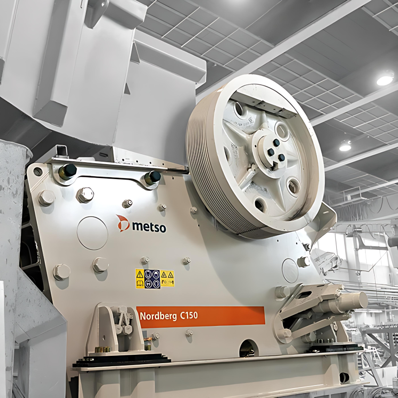 18 Manganese Secondary Impact Crusher 3 Pallets for Sale