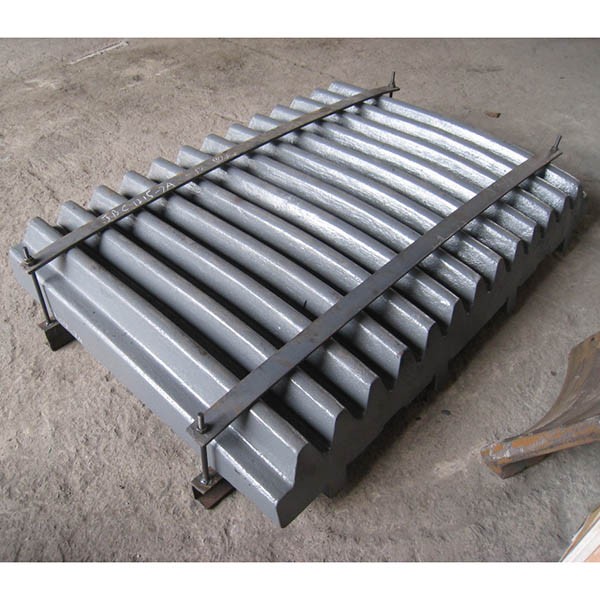 Why should manganese cast pallets be used