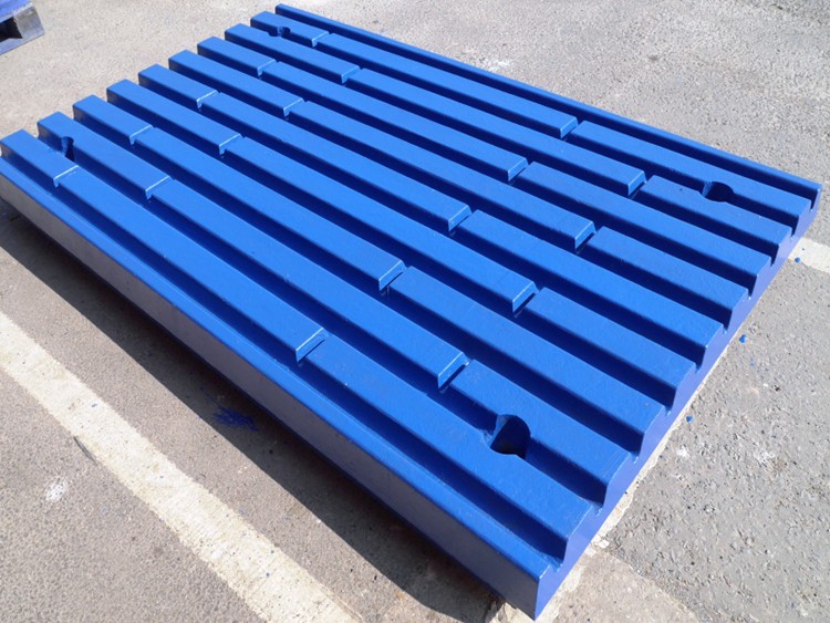 Increasing Crusher Efficiency with High Manganese Blow Bars