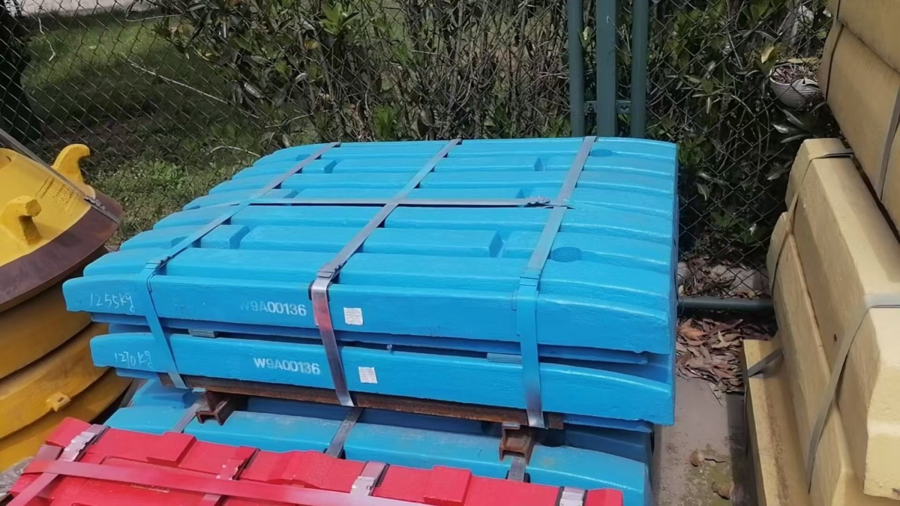 110 jaw crusher cast counter armor