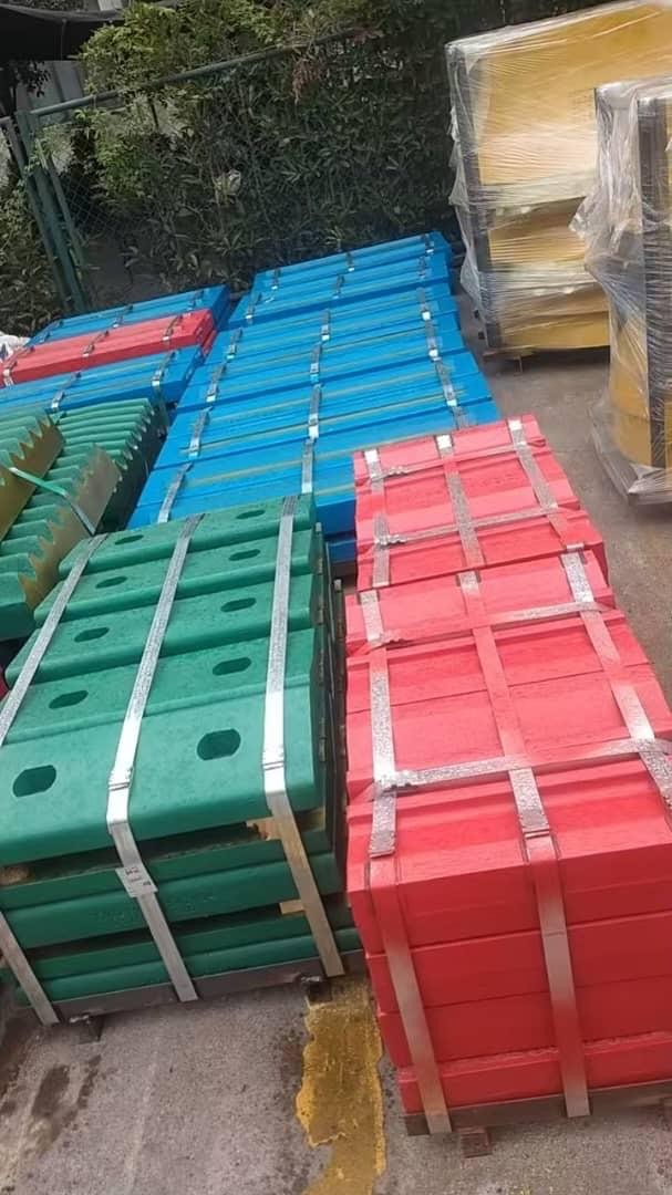 Calcite Crushing and Screening Plant Castings