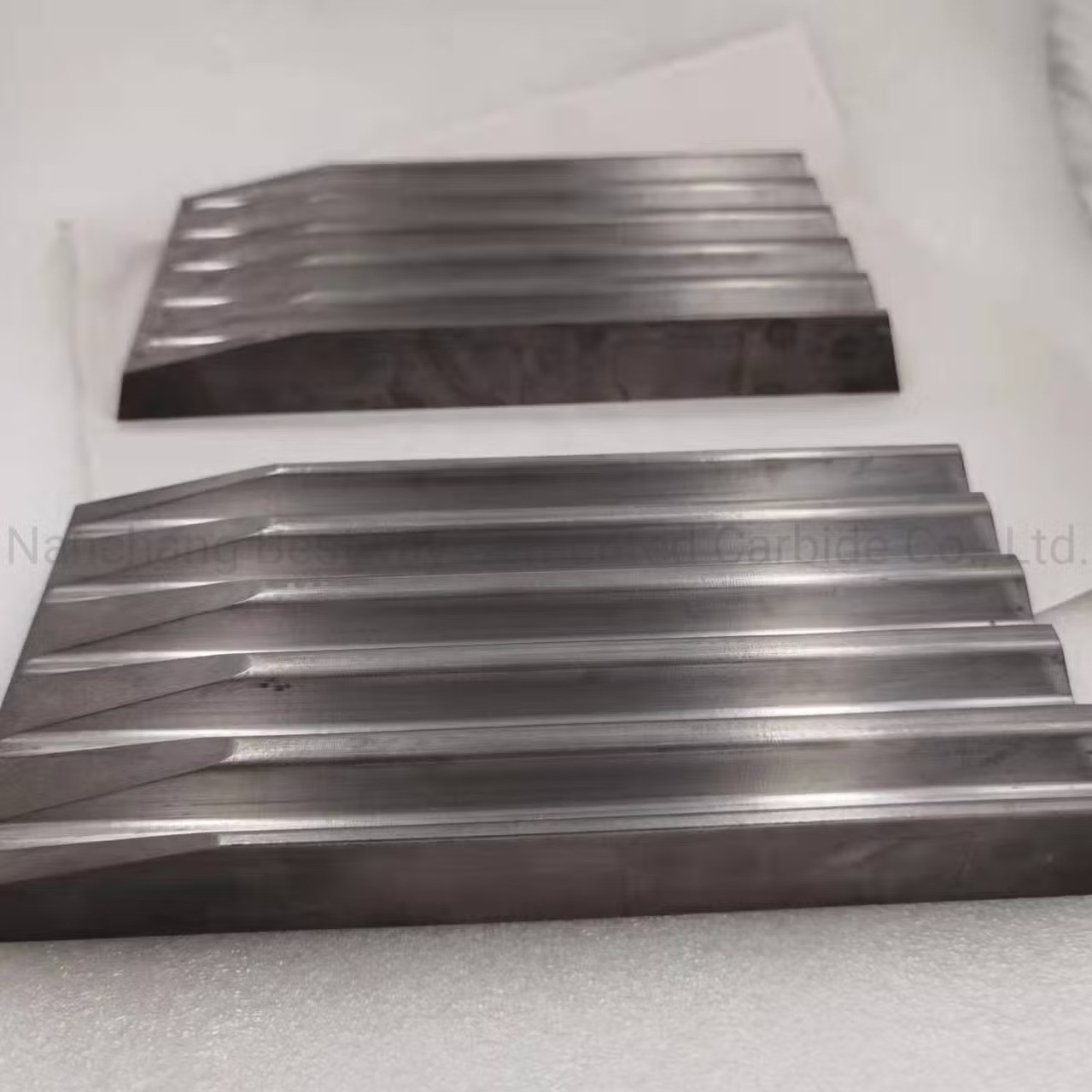 Manganese-Chromium Alloy Impact Crusher Components - DRG Crusher