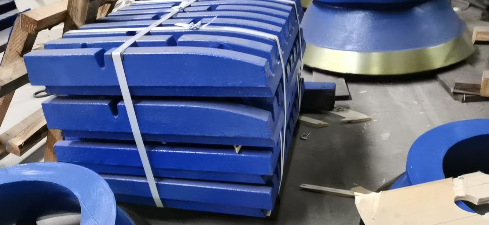 Manganese Steel Casting Parts for Marble Quarry Crushing and Screening Plant - DRG Crusher